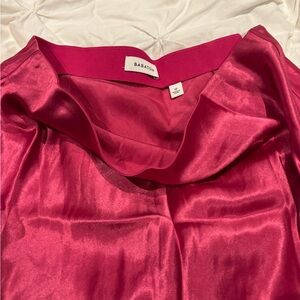 Aritzia Babaton Fuchsia Satin Skirt